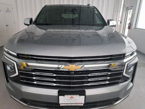 Used 2025 Chevrolet Tahoe LT w/ Comfort Package image 4