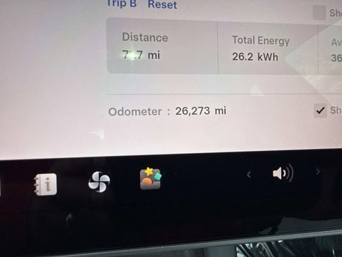 Used 2023 Tesla Model 3 Performance image 32