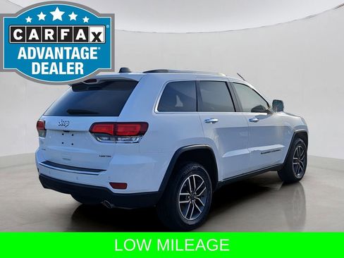 Used 2022 Jeep Grand Cherokee Limited image 3