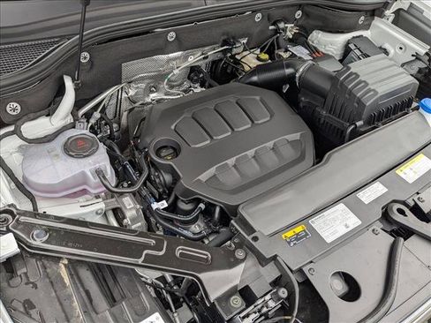New 2026 Volkswagen Atlas Cross Sport SE AWD/4WD image 16