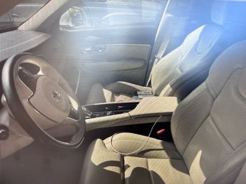 Used 2023 Volvo XC90 T8 Ultimate w/ Protection Package Premier AWD/4WD image 4