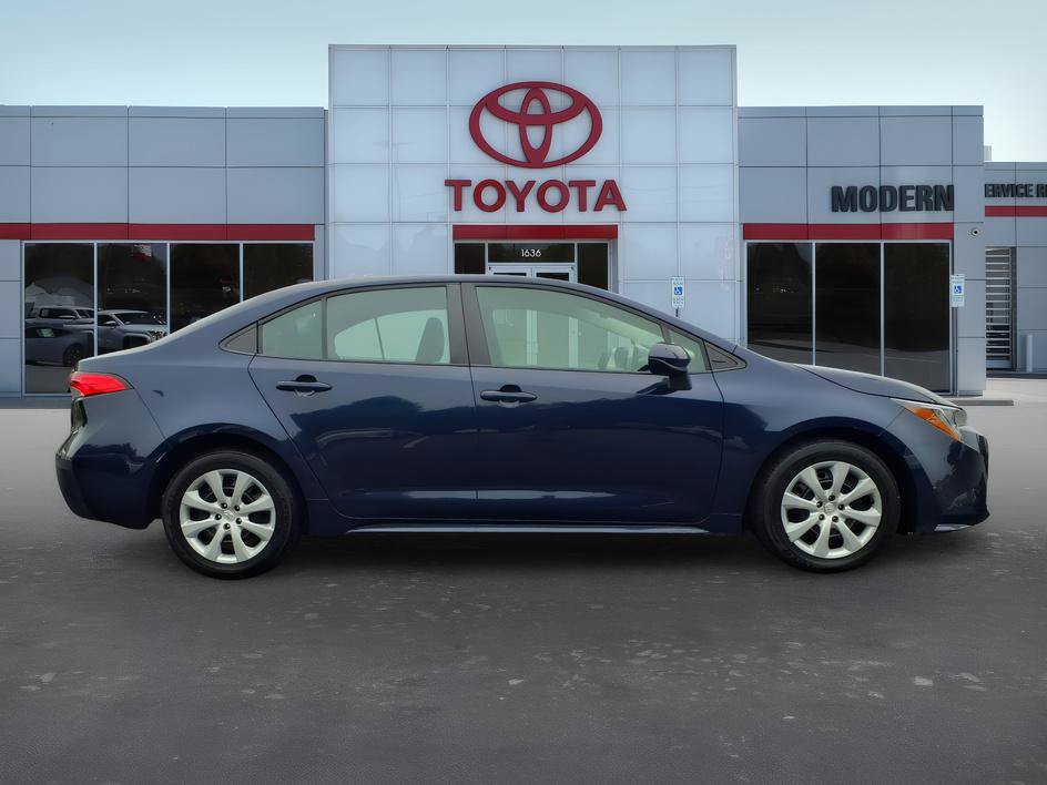 Used 2024 Toyota Corolla LE FWD image 6