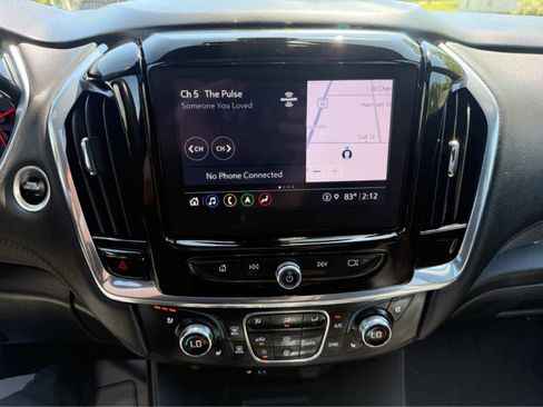 Used 2023 Chevrolet Traverse High Country w/ LPO, Floor Liner Package AWD/4WD image 23