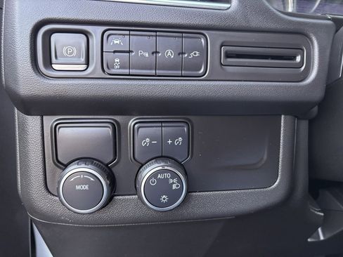 Used 2022 Chevrolet Tahoe LS image 12