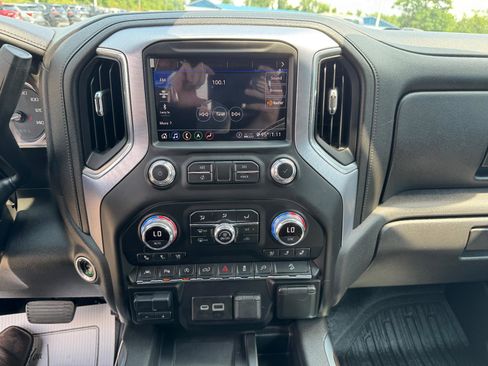 Used 2020 GMC Sierra 1500 SLT w/ SLT Premium Plus Package image 21