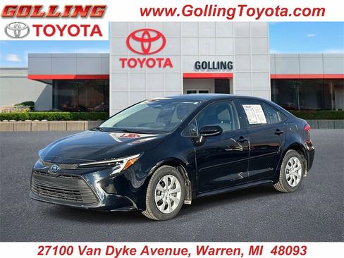Used 2024 Toyota Corolla LE image 1