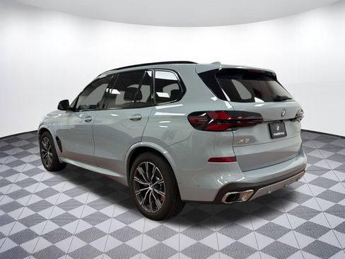 Used 2024 BMW X5 xDrive50e w/ M Sport Package image 3