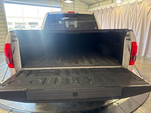 Used 2017 Ford F150 Platinum w/ Equipment Group 701A Luxury AWD/4WD image 17