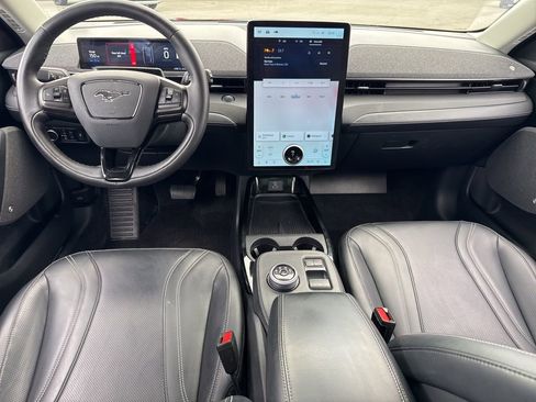 Used 2023 Ford Mustang Mach-E Premium image 10