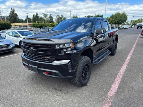 Used 2019 Chevrolet Silverado 1500 LT Trail Boss AWD/4WD image 3