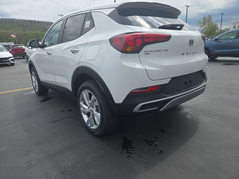 New 2026 Buick Encore GX Preferred w/ Comfort Package AWD/4WD image 7