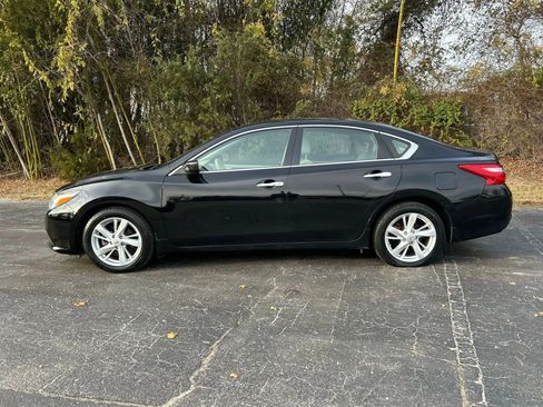 Used 2017 Nissan Altima 2.5 S w/ Power Driver Seat Package image 10