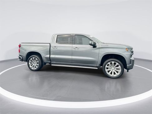 Used 2021 Chevrolet Silverado 1500 High Country image 9