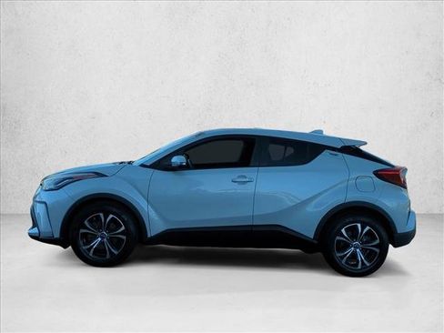 Used 2021 Toyota C-HR LE image 9