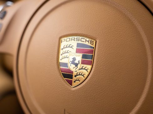 Used 2016 Porsche 911 Carrera S RWD image 30