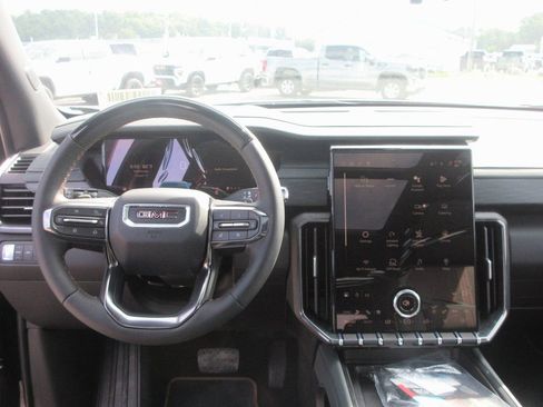 New 2026 GMC Acadia AT4 w/ Super Cruise Package image 17