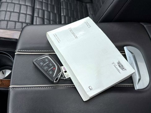 Used 2021 Cadillac Escalade Sport Platinum w/ LPO, ONYX Package image 37