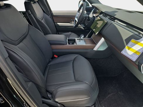 New 2026 Land Rover Range Rover Long Wheelbase SE AWD/4WD image 10