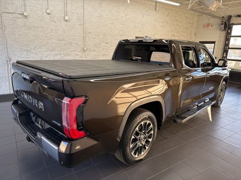 Used 2022 Toyota Tundra Limited image 8