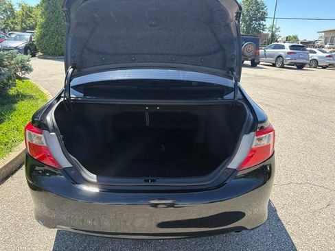 Used 2013 Toyota Camry LE FWD image 21