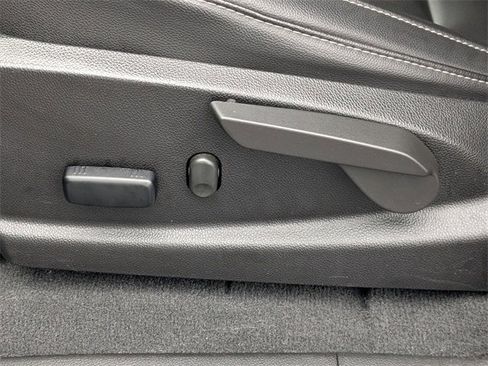 Used 2022 GMC Canyon Elevation w/ Elevation Premium Package image 20