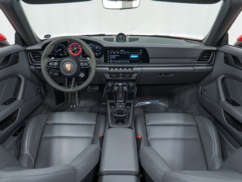 Certified 2024 Porsche 911 Carrera GTS image 21