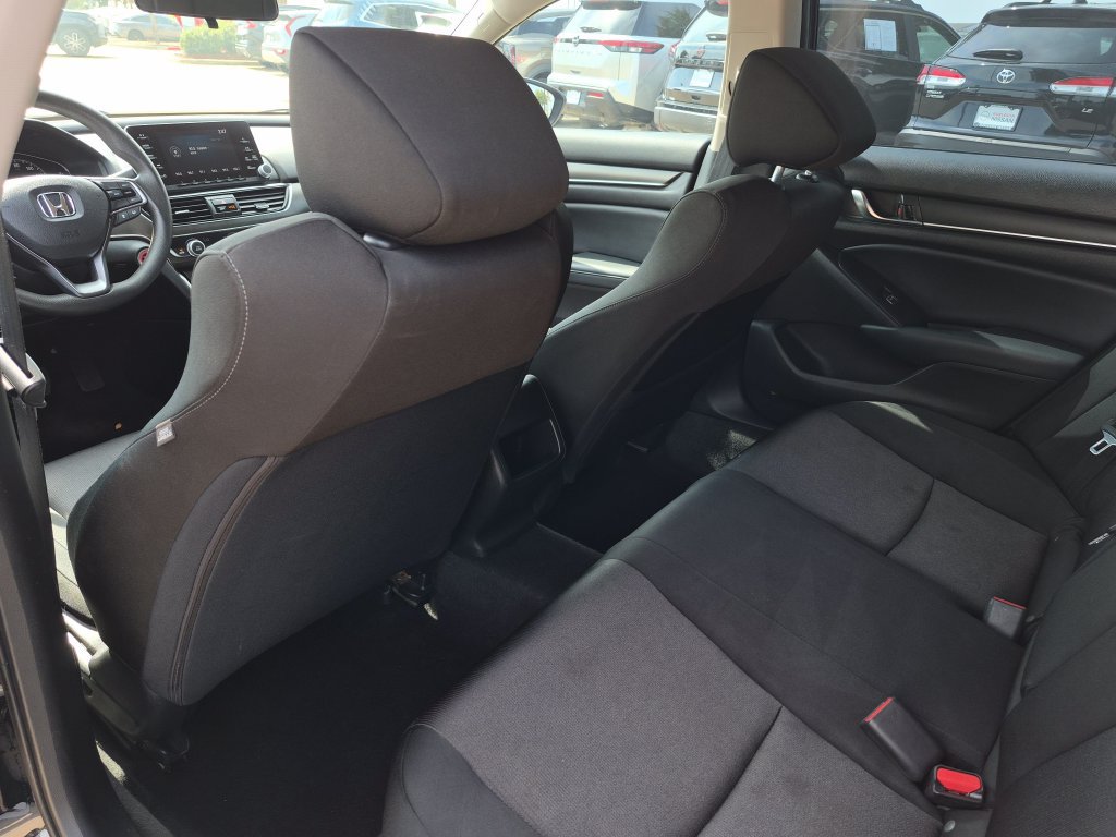 Used 2018 Honda Accord LX image 8
