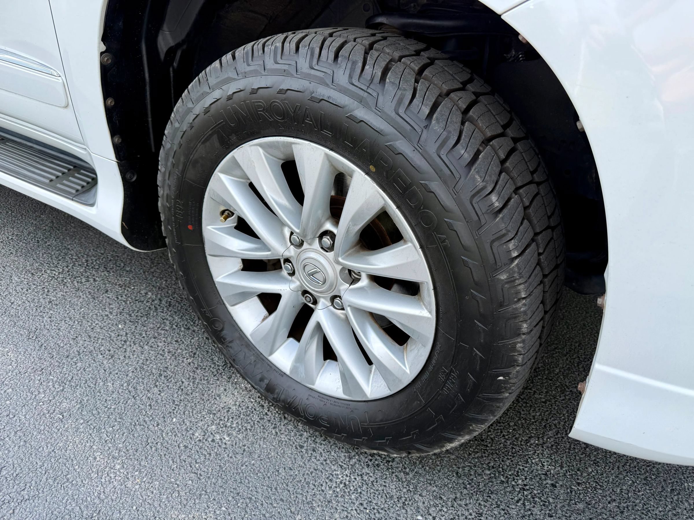 Used 2019 Lexus GX 460 Premium AWD/4WD image 16