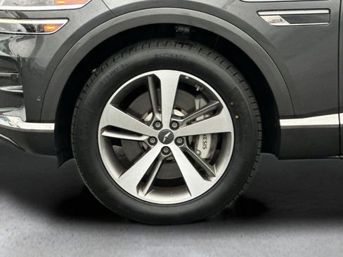 Used 2023 Genesis GV80 2.5T w/ Prestige 20" Package image 26