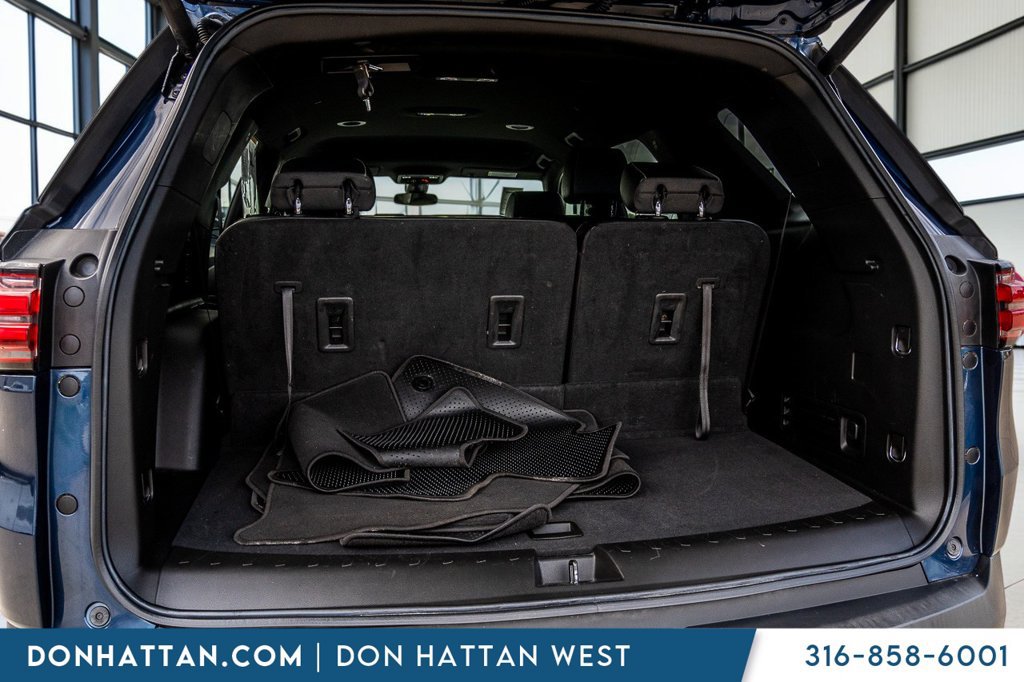 Used 2023 Chevrolet Traverse LT AWD/4WD image 31
