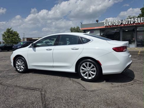 Used 2016 Chrysler 200 C FWD image 4