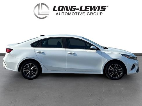 Used 2024 Kia Forte LXS w/ LXS Technology Package FWD image 8