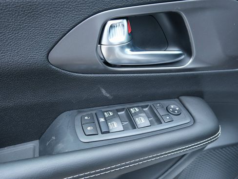 New 2026 Chrysler Voyager LX image 24