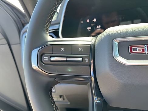 New 2026 GMC Canyon AT4 AWD/4WD image 35
