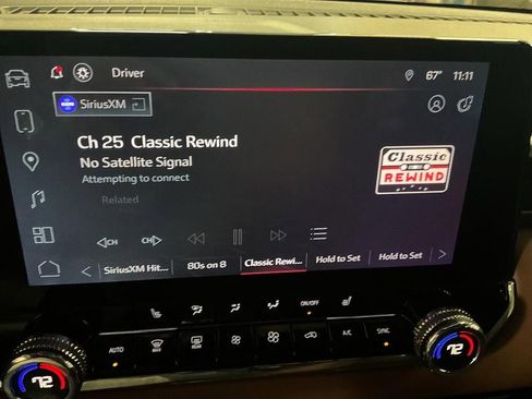 Used 2024 GMC Canyon AT4 w/ Canyon Safety Plus Package AWD/4WD image 17