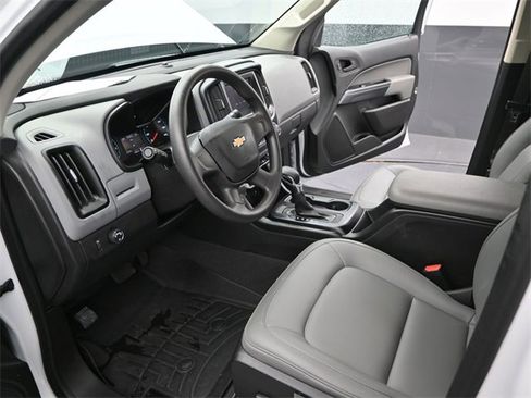 Used 2022 Chevrolet Colorado W/T image 5