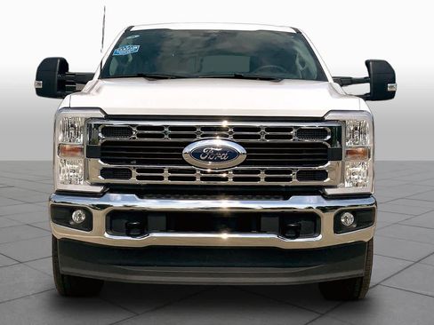 Used 2026 Ford F250 XLT AWD/4WD image 4