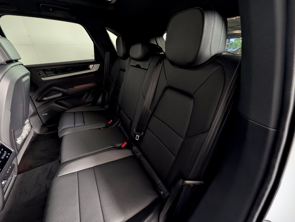 New 2026 Porsche Cayenne AWD/4WD image 24