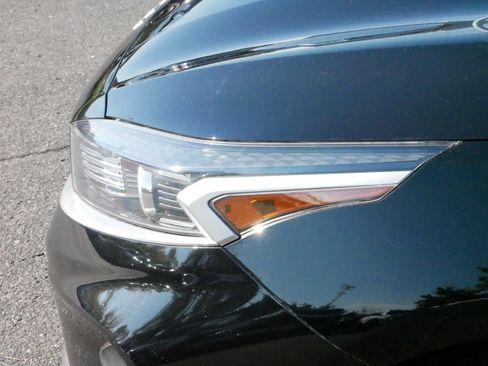 Used 2022 Kia Forte LXS image 16