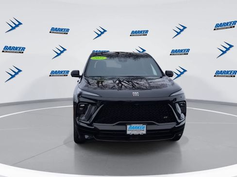 Used 2025 Buick Enclave Sport Touring image 3