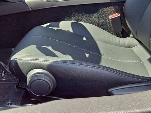 New 2025 MAZDA MX-5 Miata Grand Touring w/ Appearance Package image 21