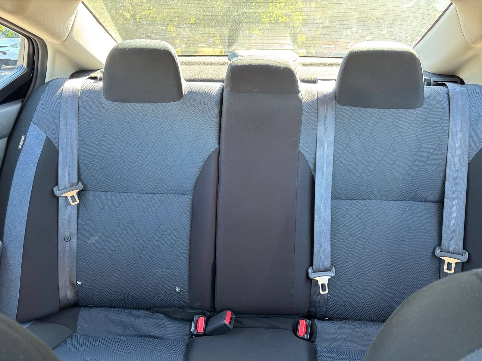 Used 2025 Nissan Versa SV FWD image 35