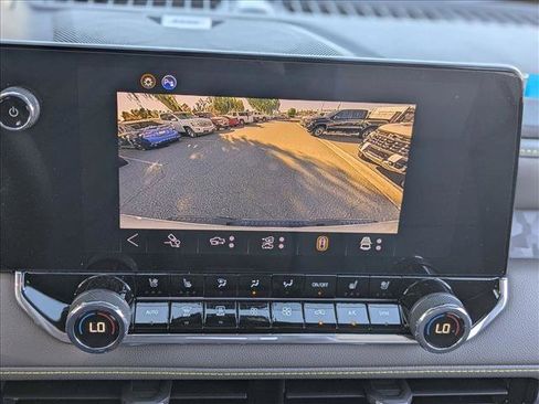 New 2026 Chevrolet Colorado ZR2 w/ Off-Road Front Bumper Package image 13