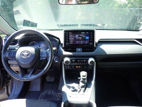 Certified 2019 Toyota RAV4 XLE w/ Convenience Package AWD/4WD image 12