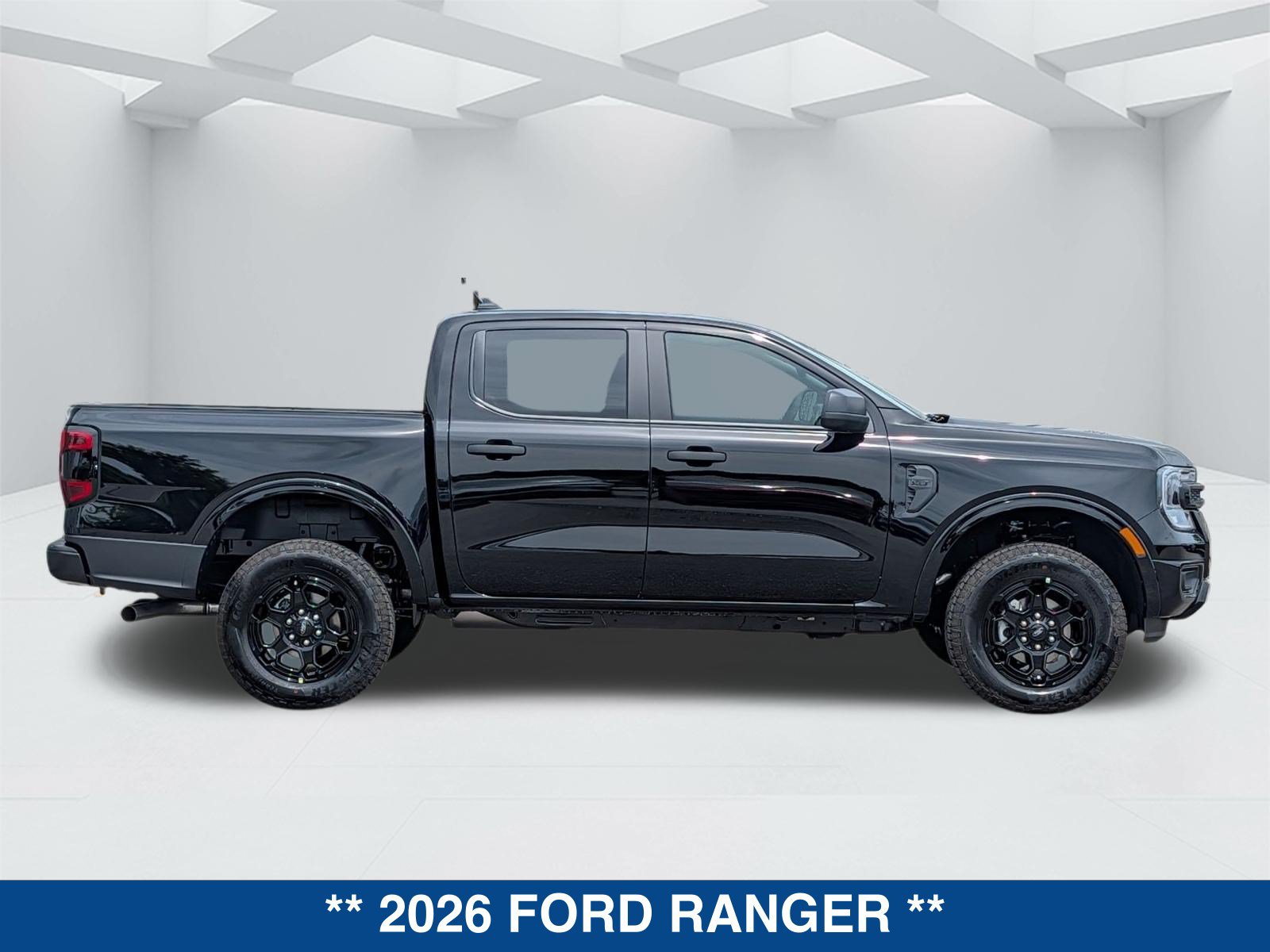 New 2026 Ford Ranger XLT w/ Black Appearance Package RWD image 5