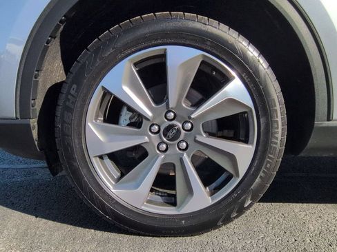 Used 2024 Ford Escape Platinum AWD/4WD image 28