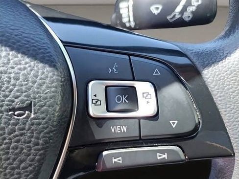 Used 2021 Volkswagen Tiguan S image 20