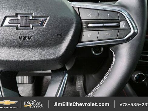 Certified 2024 Chevrolet Traverse Z71 w/ Enhanced Driving Package AWD/4WD image 11