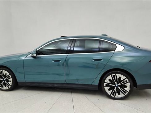 Used 2026 BMW 530i 530i image 4