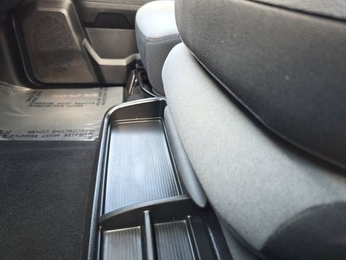 Used 2024 RAM 2500 Big Horn w/ Safety Group image 37